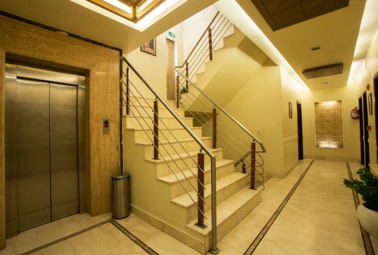 Hotel Picasso Paschim Vihar Delhi - Couple Friendly Local Ids Accepted Luaran gambar