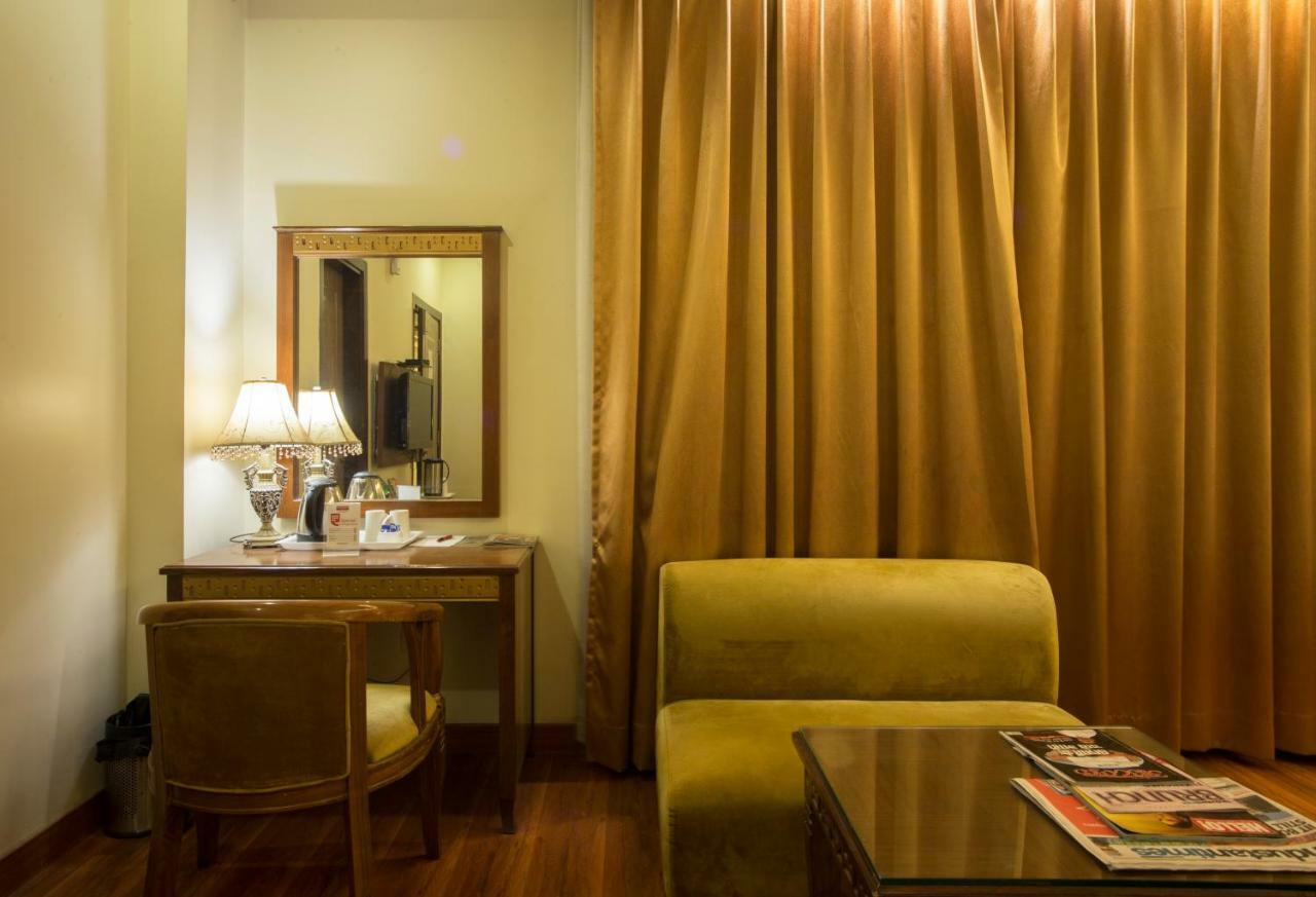 Hotel Picasso Paschim Vihar Delhi - Couple Friendly Local Ids Accepted Luaran gambar